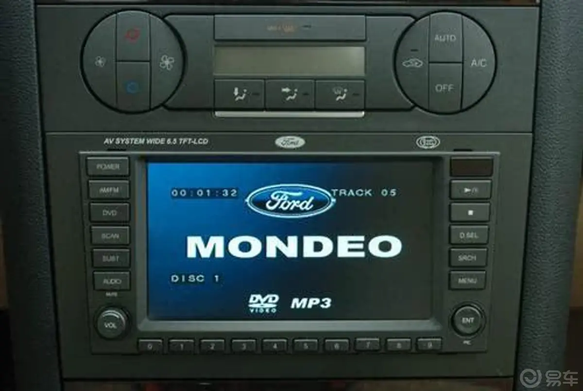 蒙迪欧2.5V6 精英型中控台DVD屏幕导航界面