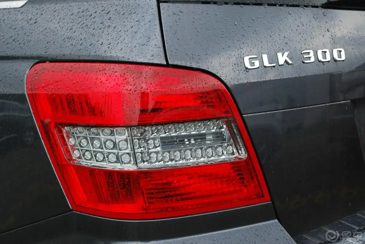 奔驰GLK级(进口)GLK 300 4MATIC 豪华型外观