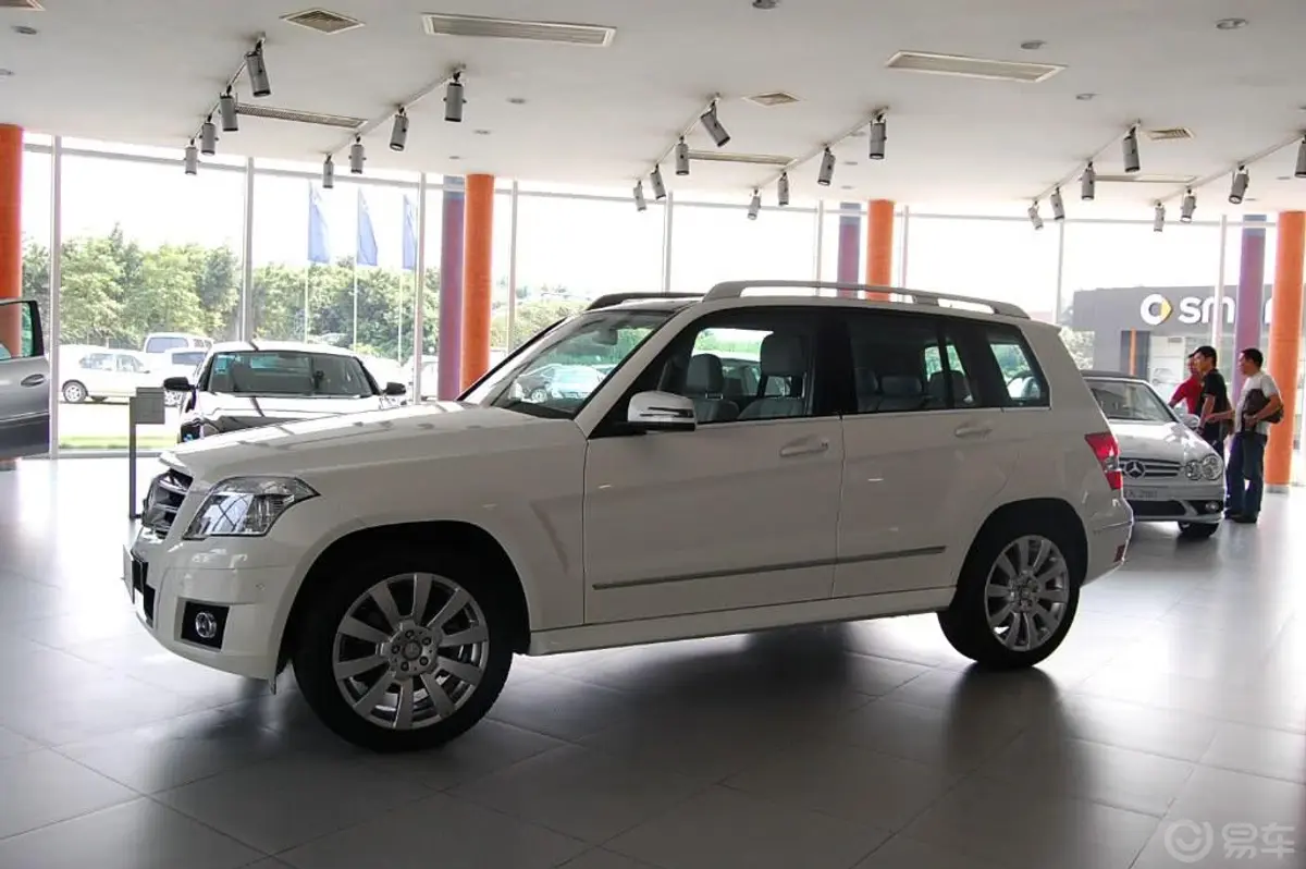 奔驰GLK级(进口)GLK 300 4MATIC 豪华型外观