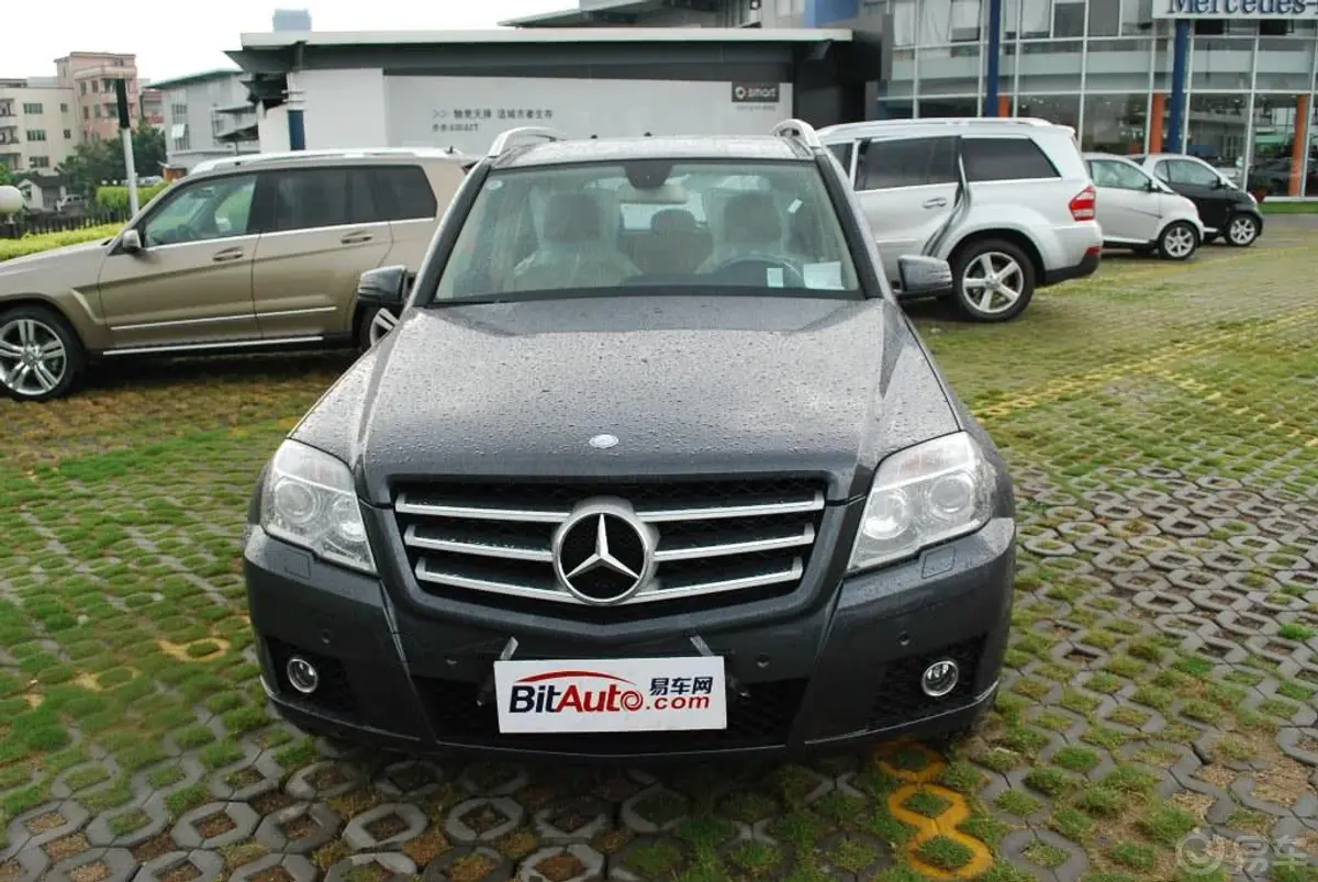 奔驰GLK级(进口)GLK 300 4MATIC 豪华型外观