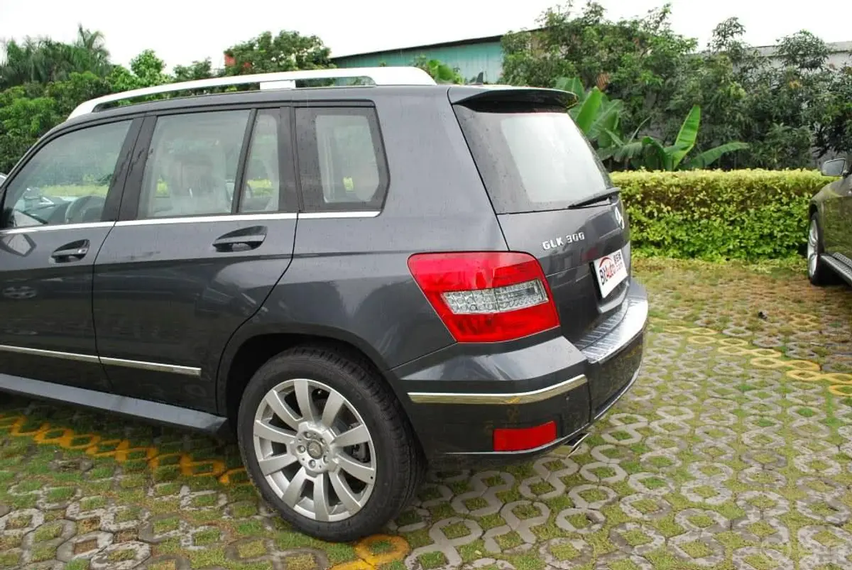 奔驰GLK级(进口)GLK 300 4MATIC 豪华型外观