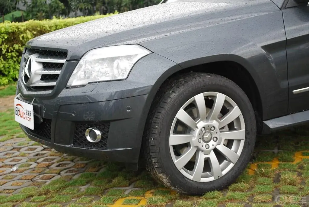 奔驰GLK级(进口)GLK 300 4MATIC 豪华型外观