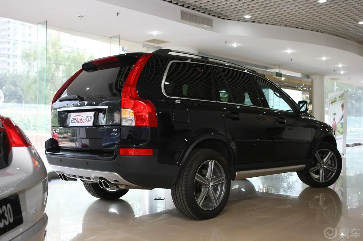 沃尔沃XC903.2 AWD外观