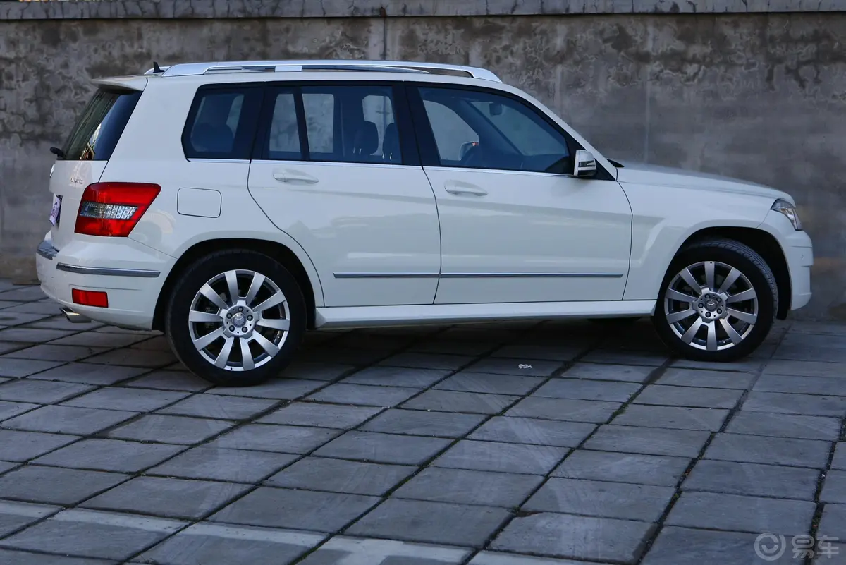 奔驰GLK级(进口)GLK 300 4MATIC 豪华型外观