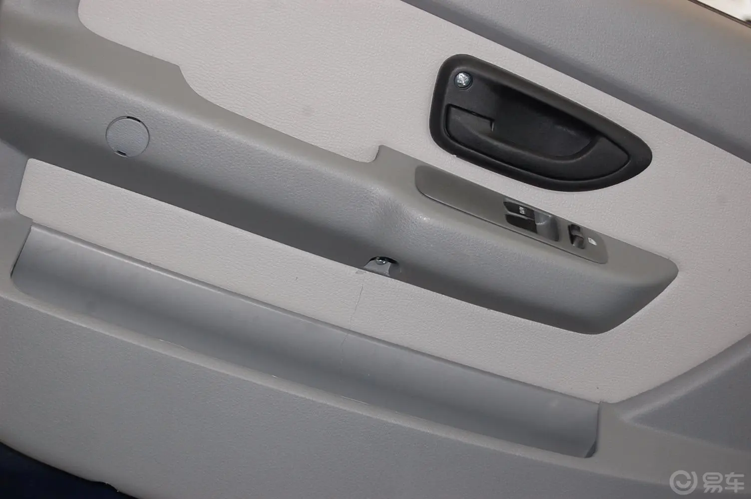福瑞达CH6390E STD(标准型)内饰