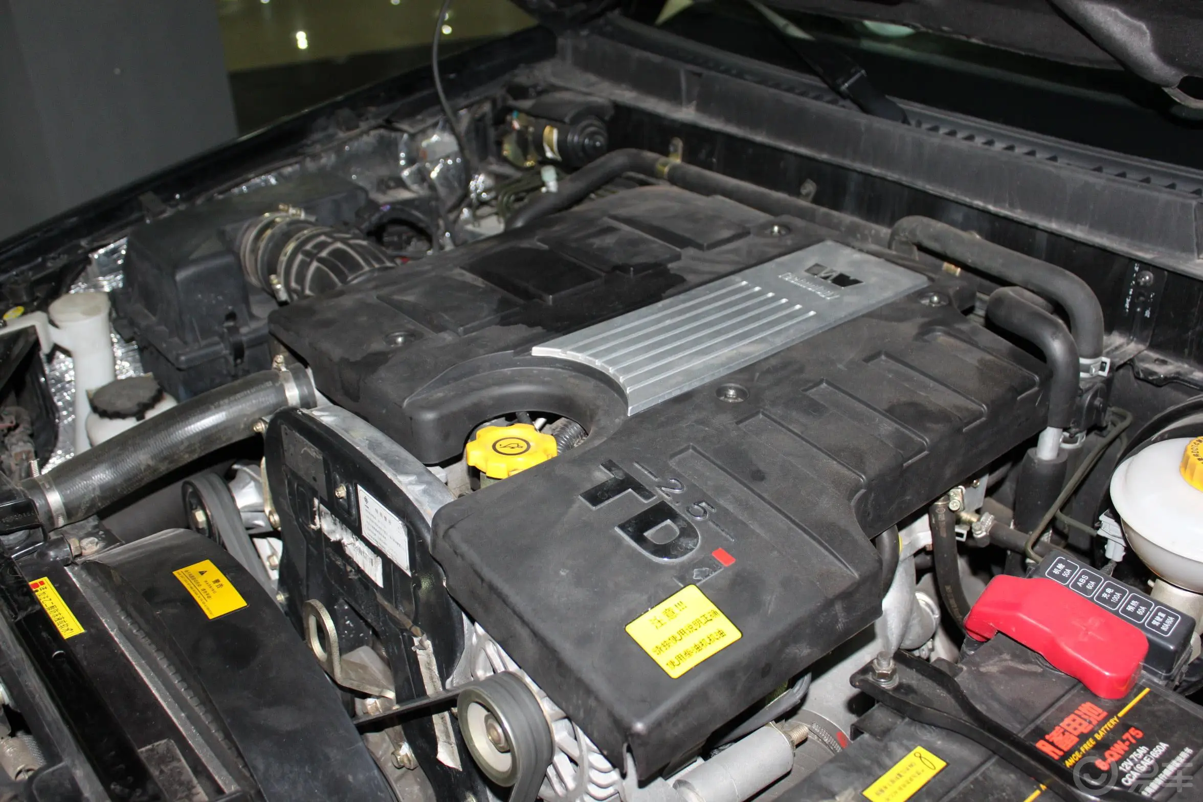 无限V3 柴油两驱 超豪华型发动机