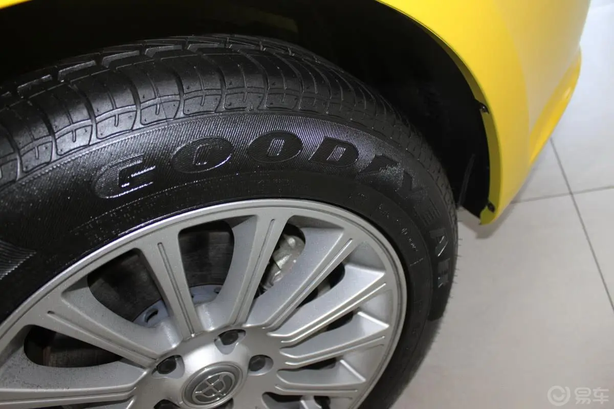 酷宝1.8MT经典型轮胎花纹