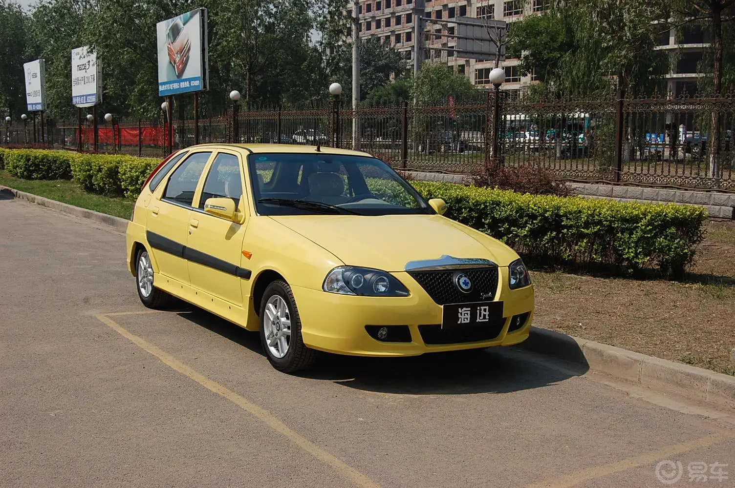 海迅AB 两厢 1.5L 激情型外观