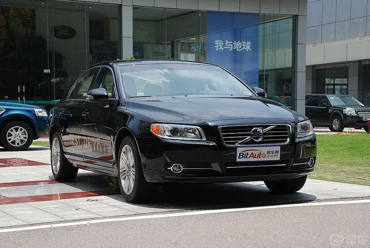 沃尔沃S80L3.0 T6 AWD 智尊版外观