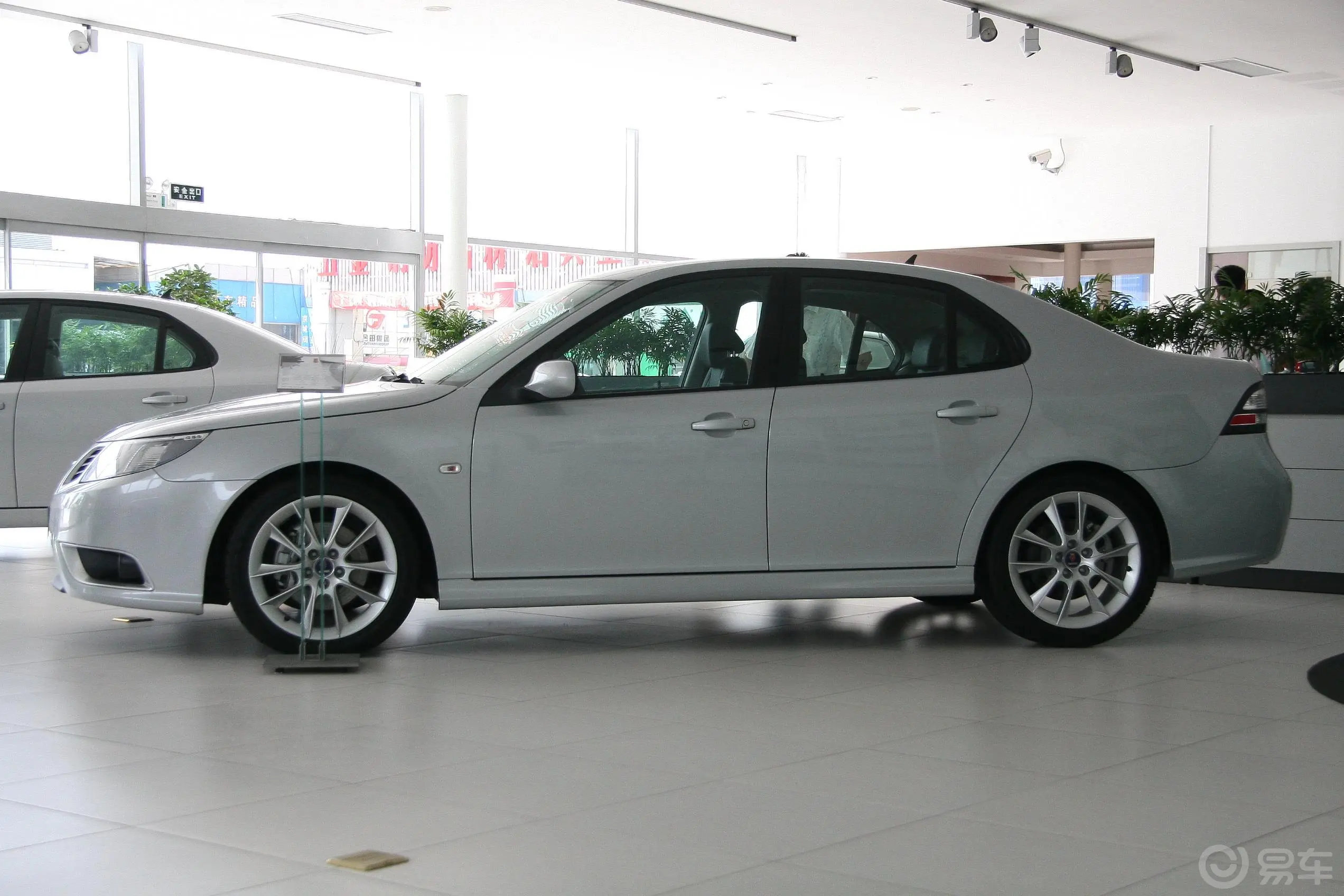 Saab 9-3Aero 2.8TS运动轿车外观