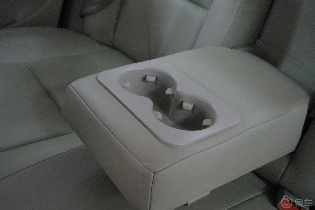 志翔2.0MT 舒适型座椅特殊细节