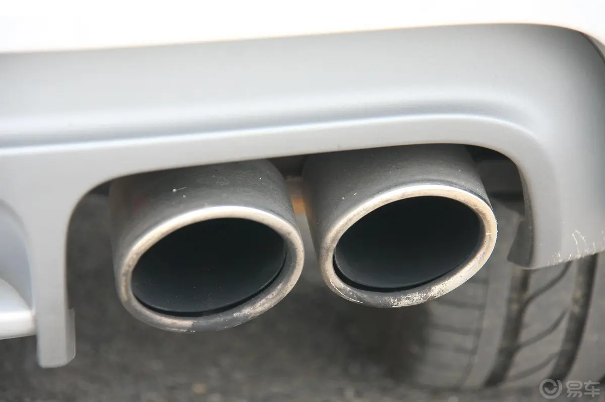 奥迪TTTTS Coupe 2.0 TFSI quattro S tronic排气管（排气管装饰罩）