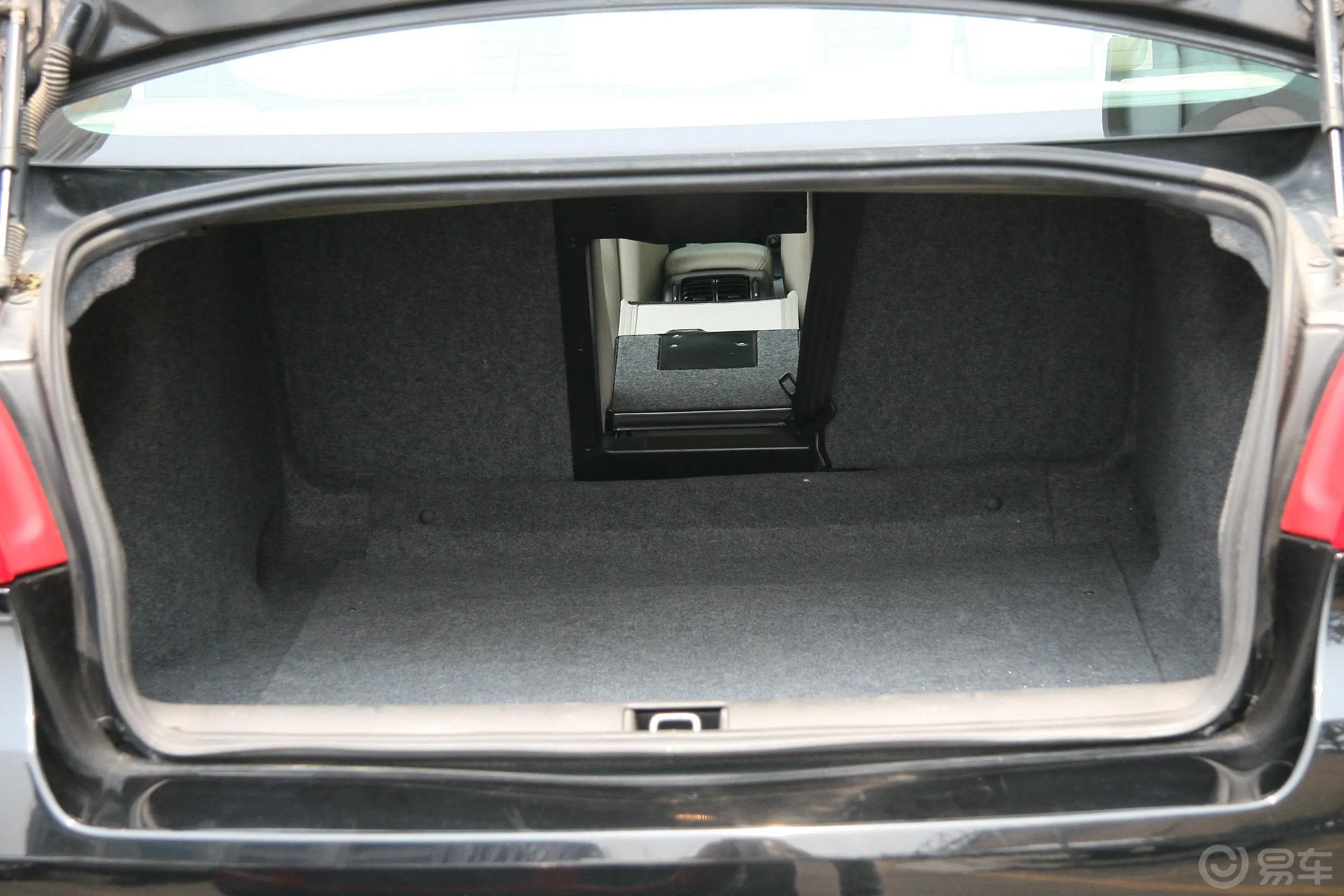 Saab 9-5Aero 2.3TS空间