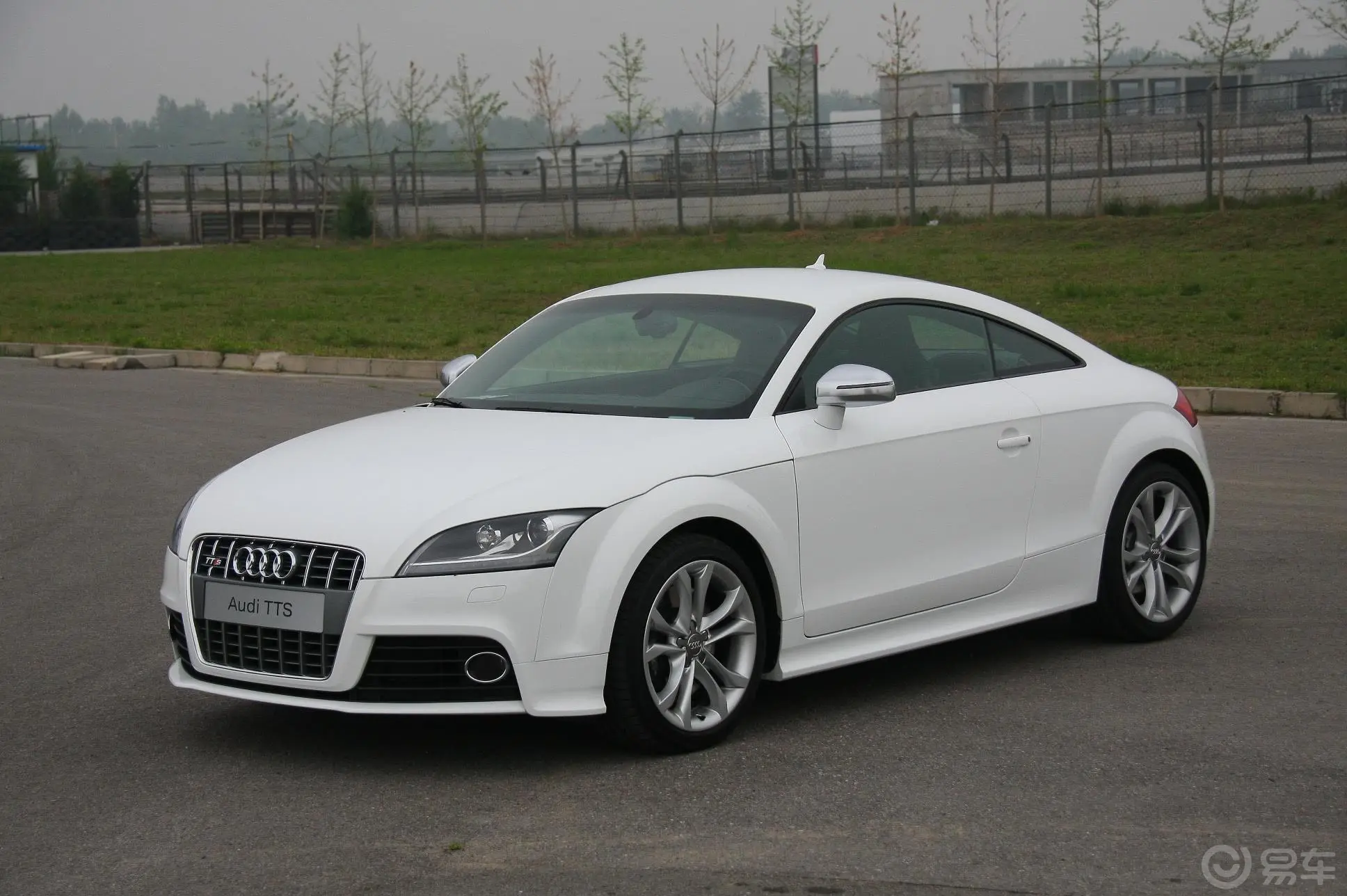 奥迪TTTTS Coupe 2.0 TFSI quattro S tronic外观