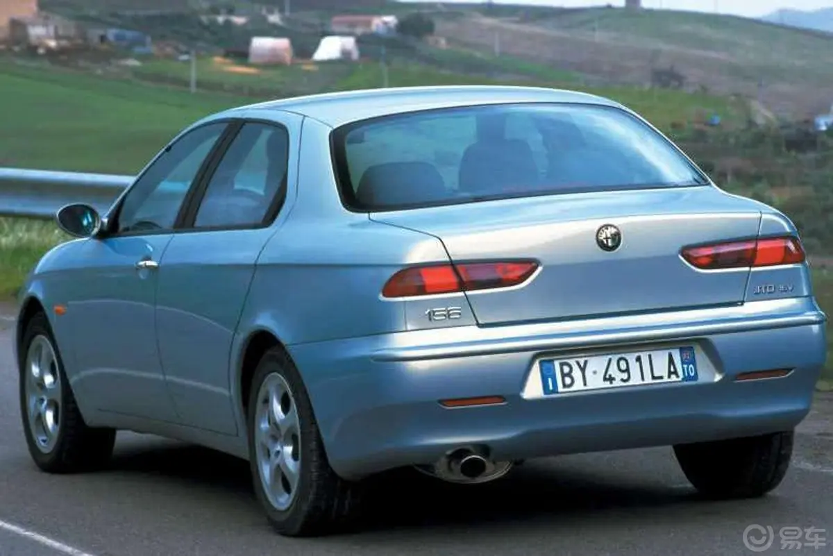 ALFA 156156 2.0外观