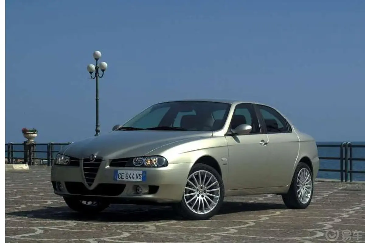 ALFA 156156 2.0外观