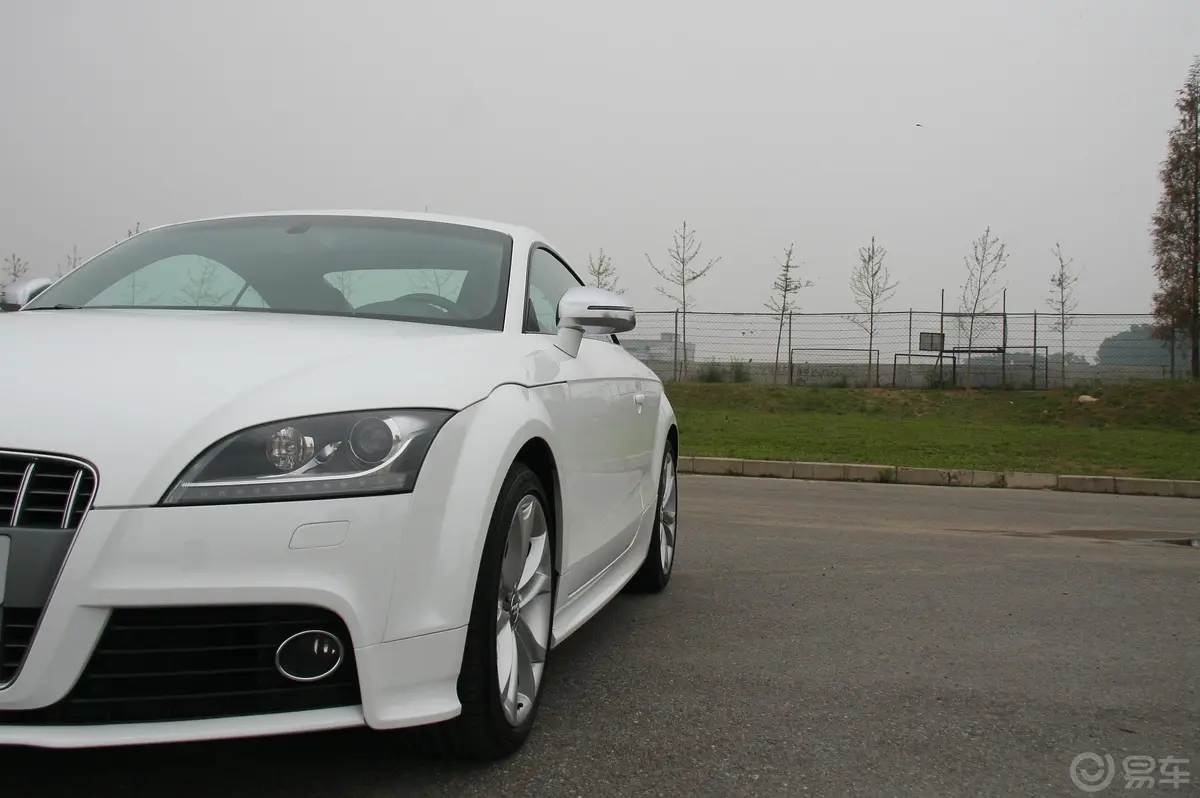 奥迪TTTTS Coupe 2.0 TFSI quattro S tronic外观