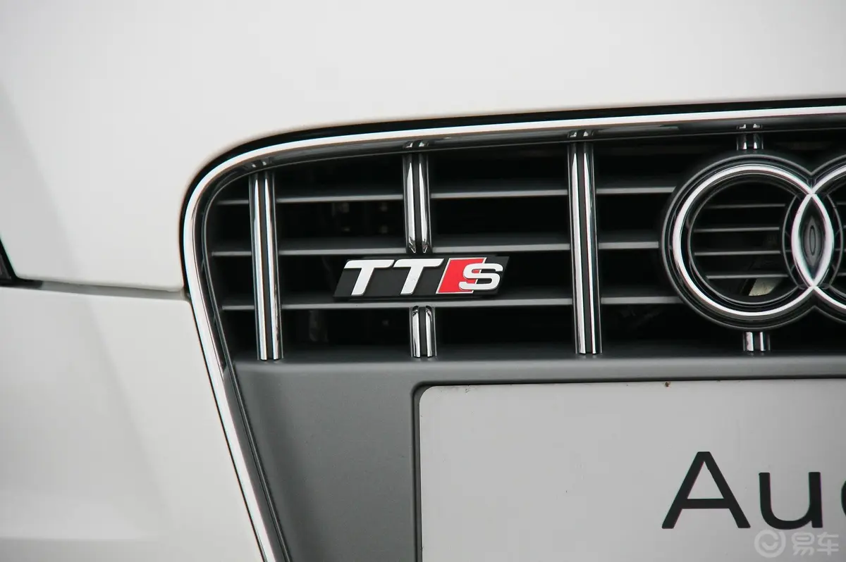 奥迪TTTTS Coupe 2.0 TFSI quattro S tronic外观