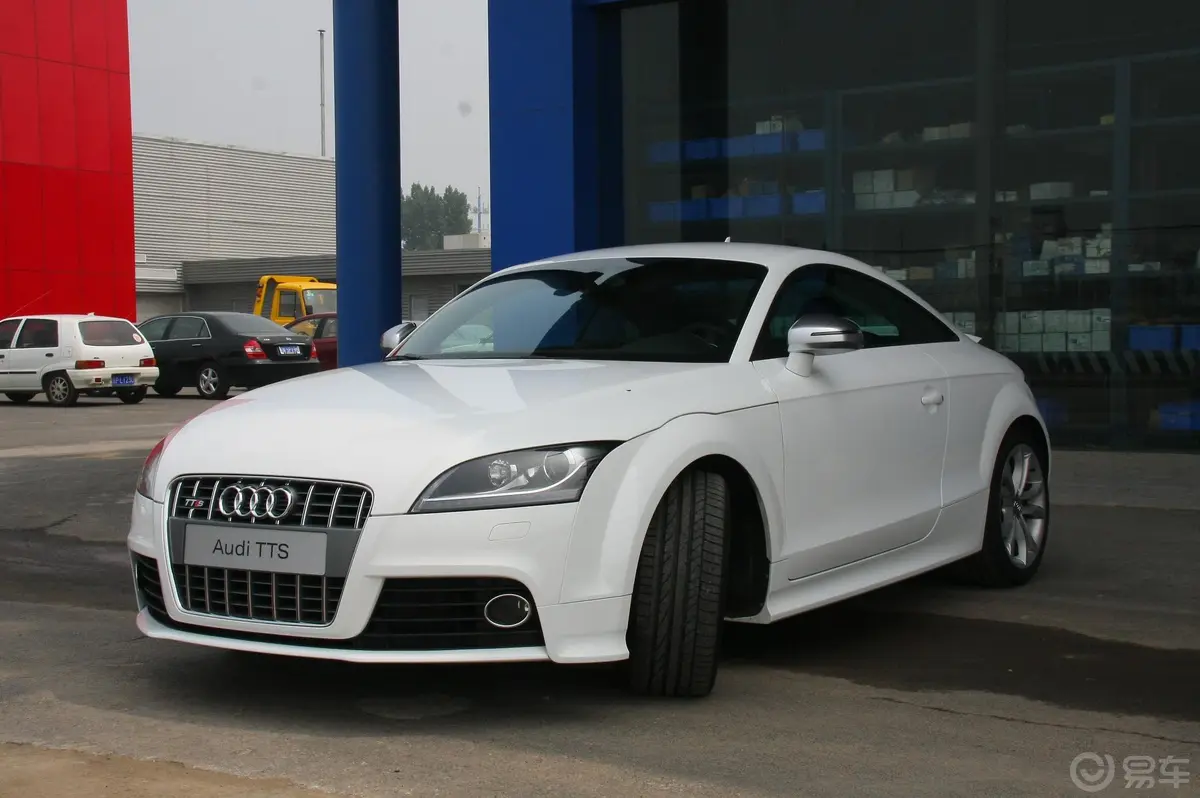 奥迪TTTTS Coupe 2.0 TFSI quattro S tronic外观