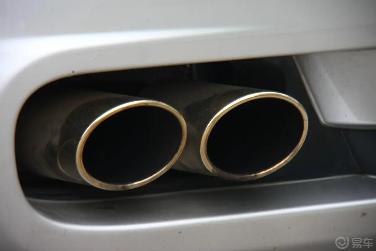 Quattroporte行政版排气管（排气管装饰罩）