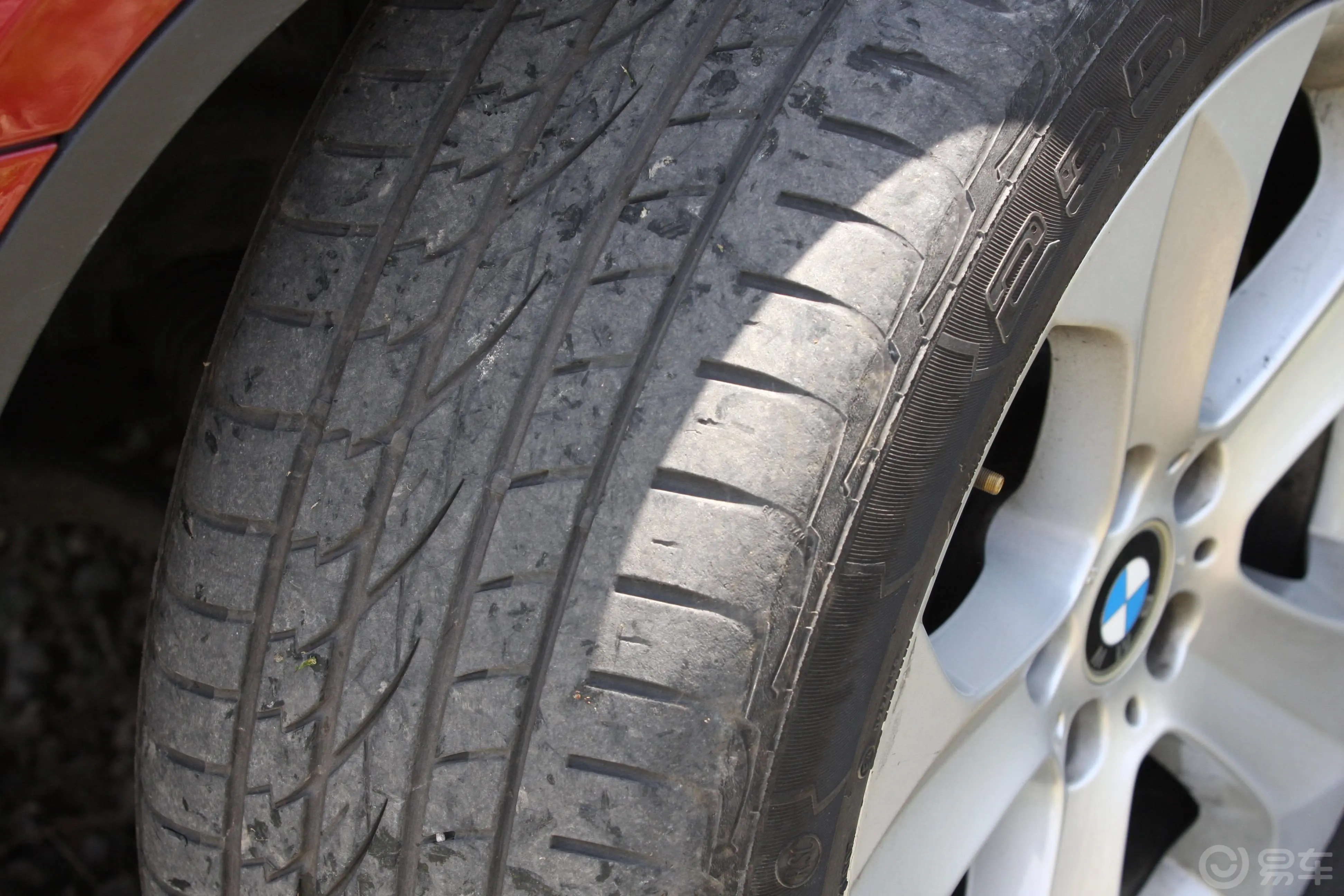 宝马X6xDrive35i 豪华型轮胎花纹