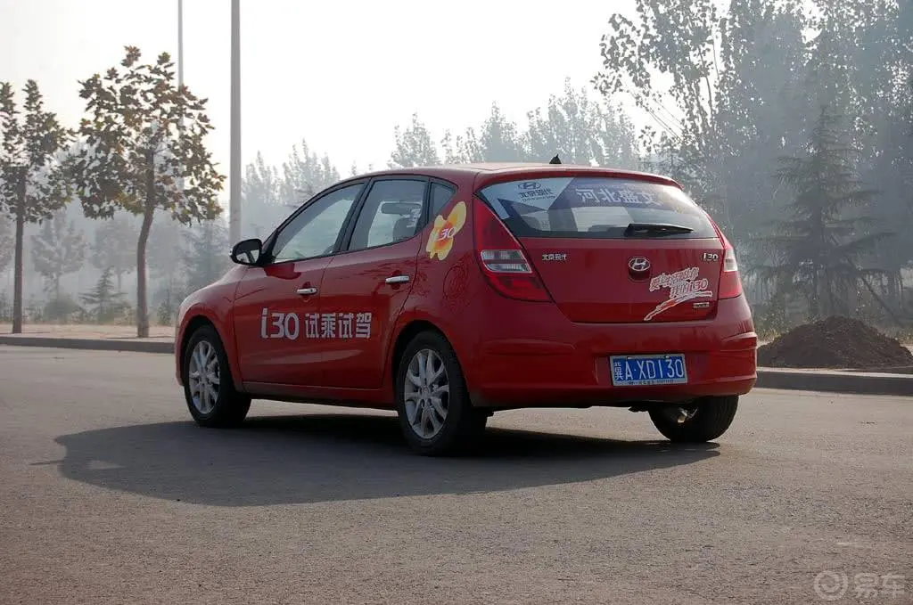 现代i301.6L 自动豪享型外观