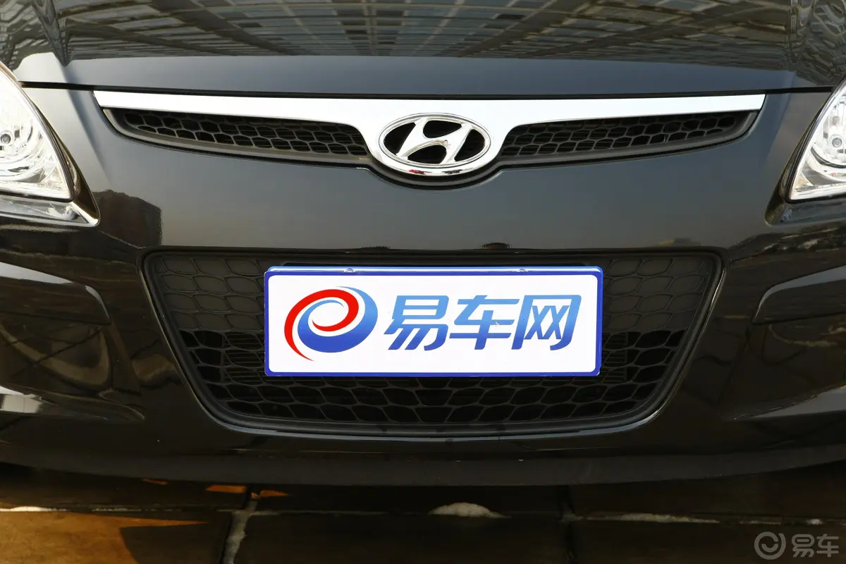 现代i301.6L 自动豪享型外观