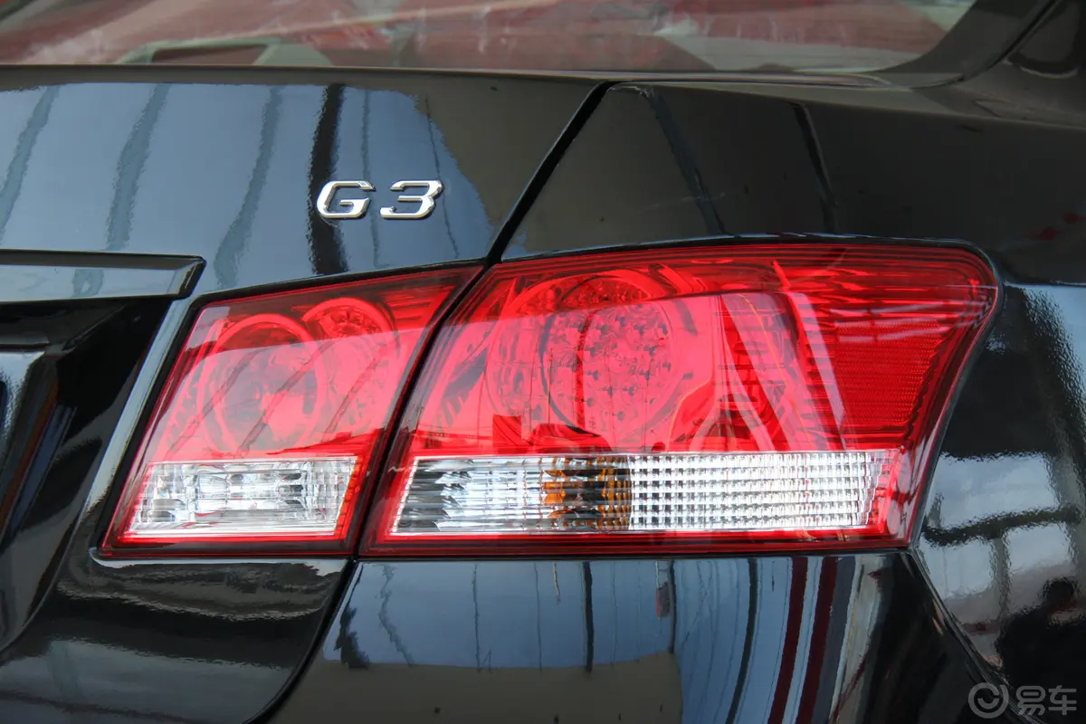 比亚迪G31.5L MT 豪雅型GLX—i尾灯侧45度俯拍