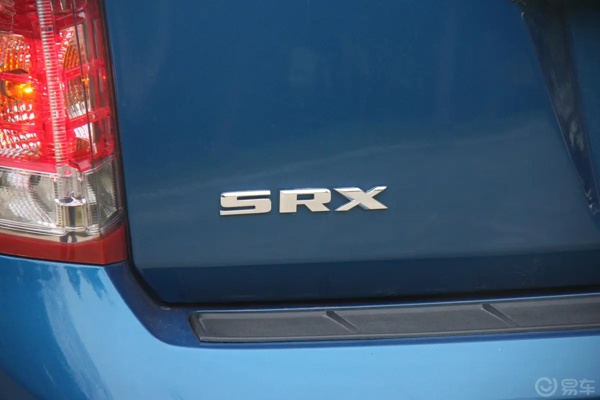 凯迪拉克SRX3.0L 旗舰型外观