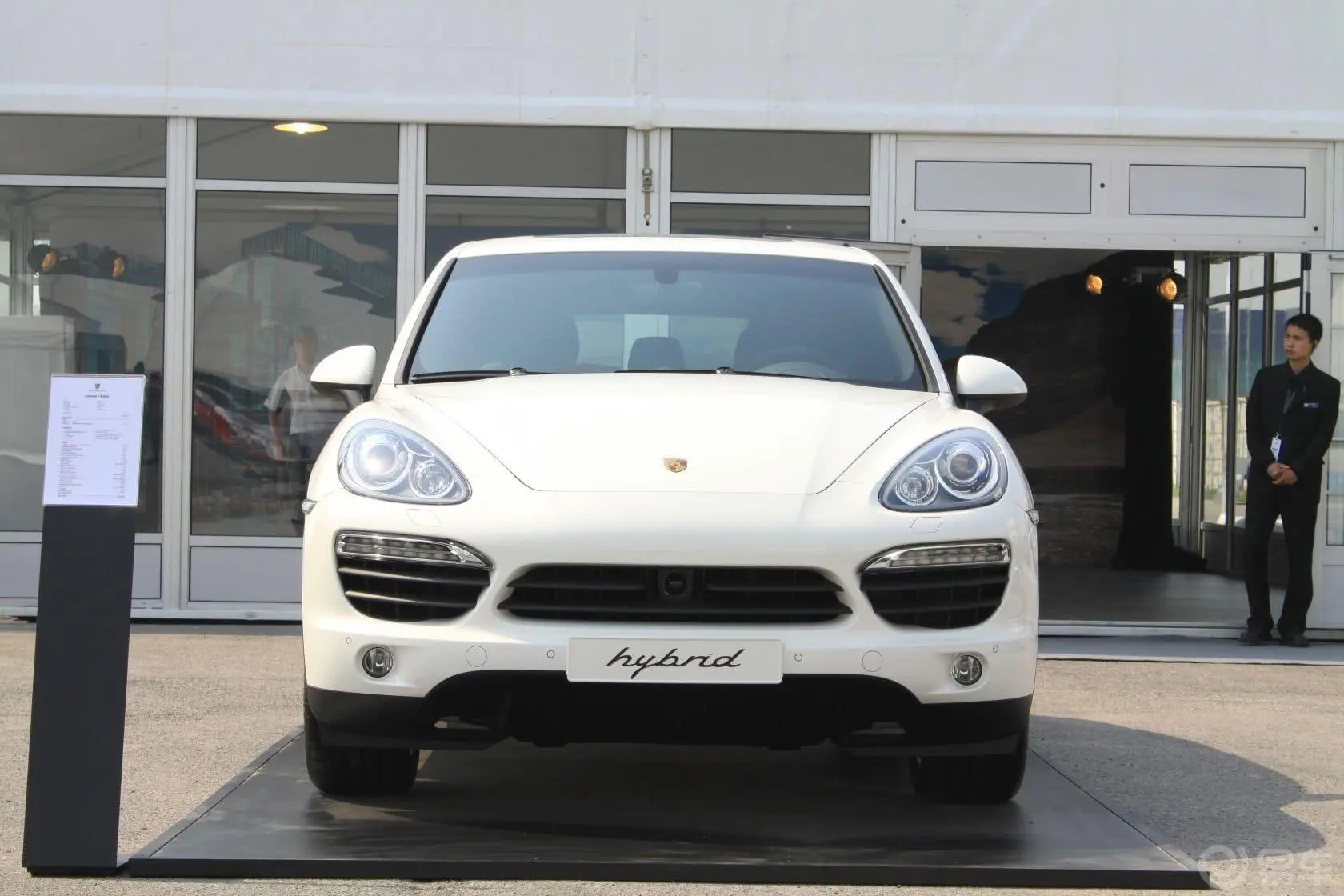 CayenneCayenne S Hybrid 3.0T外观