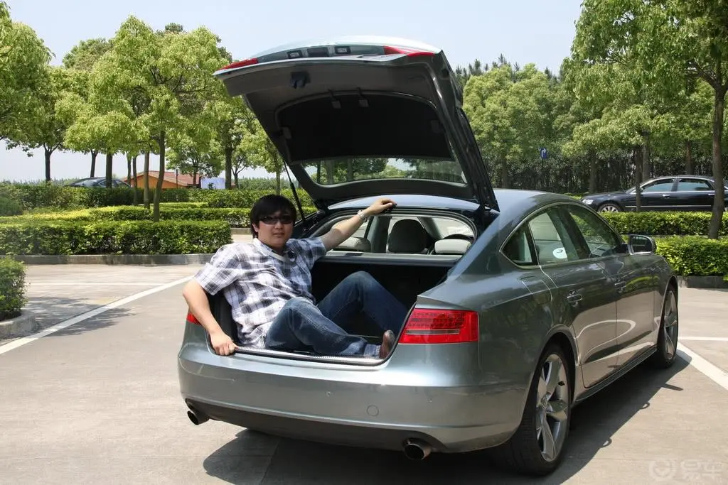 奥迪A5Sportback 2.0T 舒适型空间