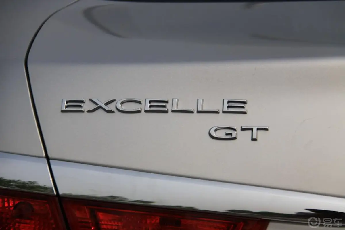 英朗GT 1.8L 自动豪华版外观