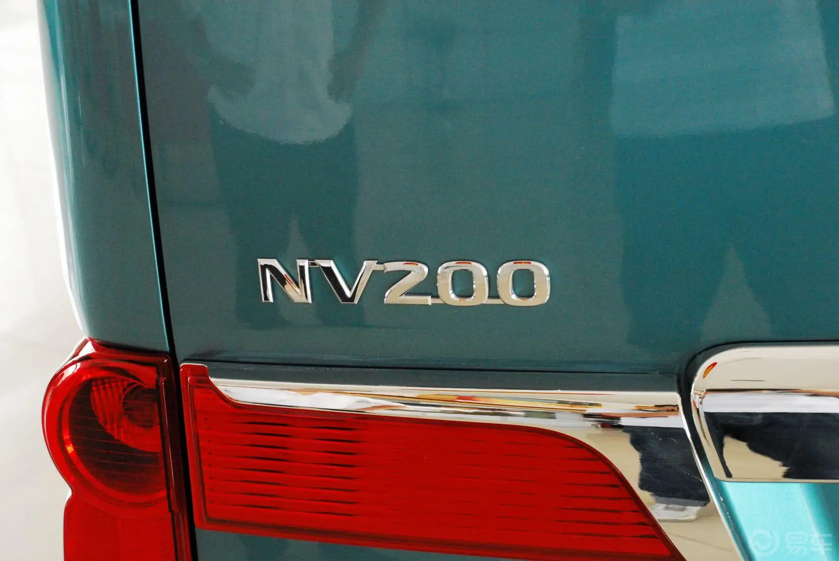 日产NV200ZN6441V1A4(国IV+OBD)豪华型外观