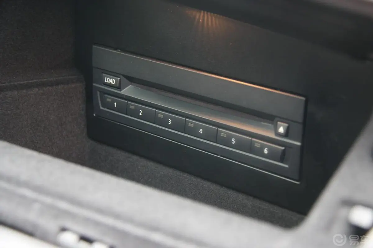 宝马X5(进口)xDrive35i 尊贵型内饰