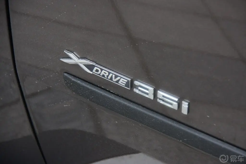 宝马X5(进口)xDrive35i 尊贵型外观