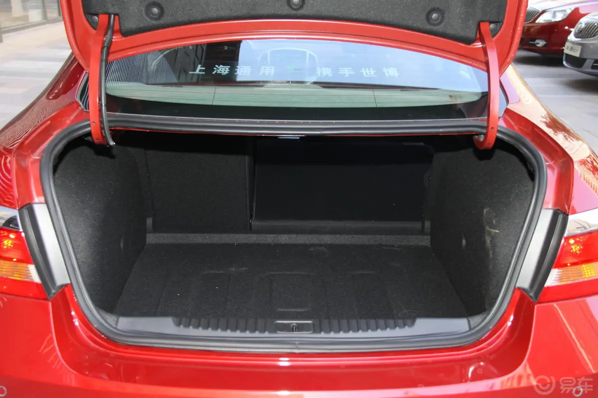 英朗GT 1.6T 新锐运动版行李箱空间（后排右放倒）