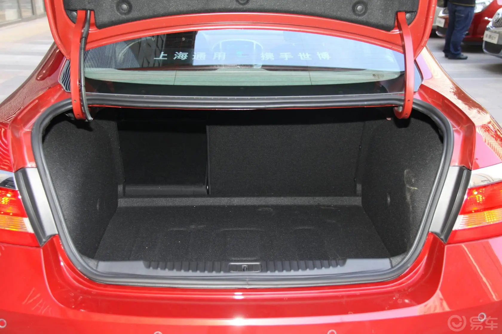 英朗GT 1.6T 新锐运动版行李箱空间（后排左放倒）