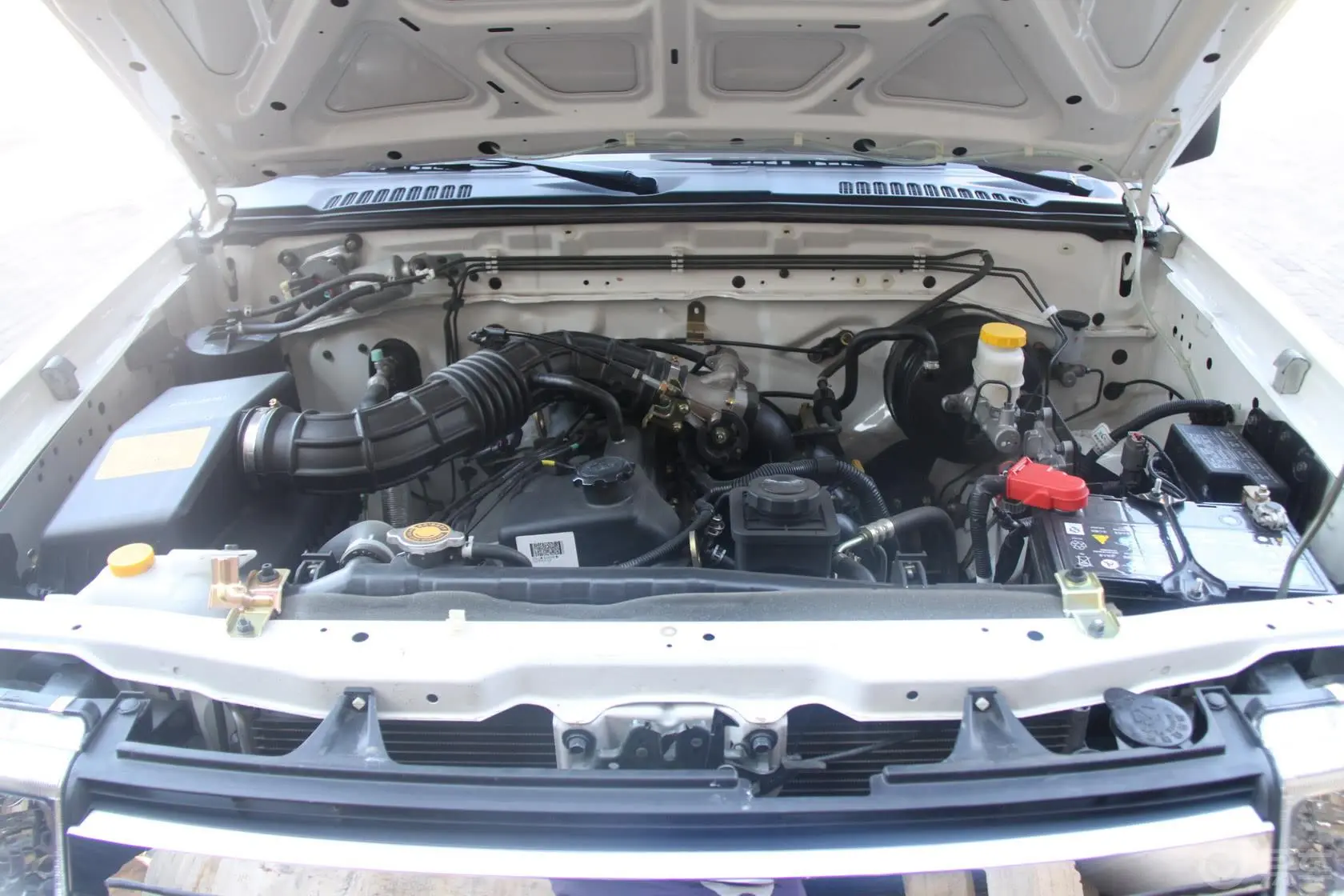 锐骐厢式车2WD 4RB2汽油标准型发动机