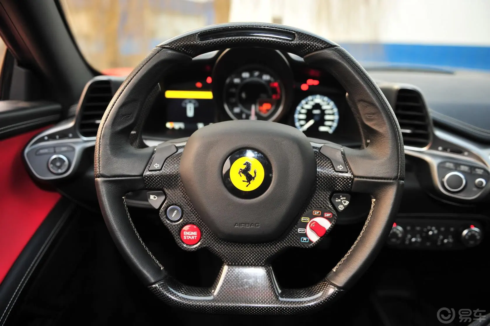 法拉利458Italia 4.5L 标准型方向盘