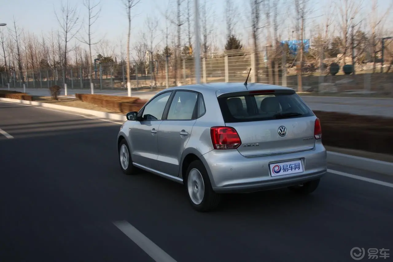 Polo1.6L 自动 致酷版外观