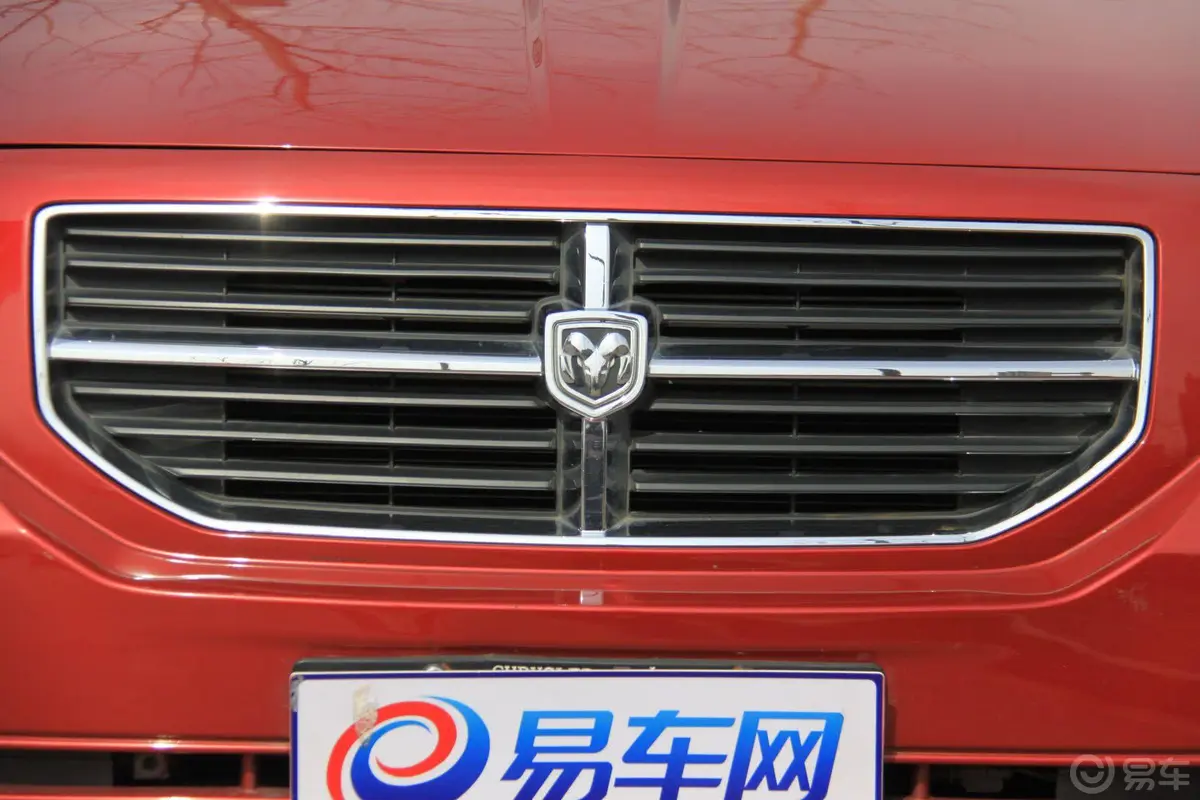 酷搏2.0L CVT SXT前格栅侧俯拍