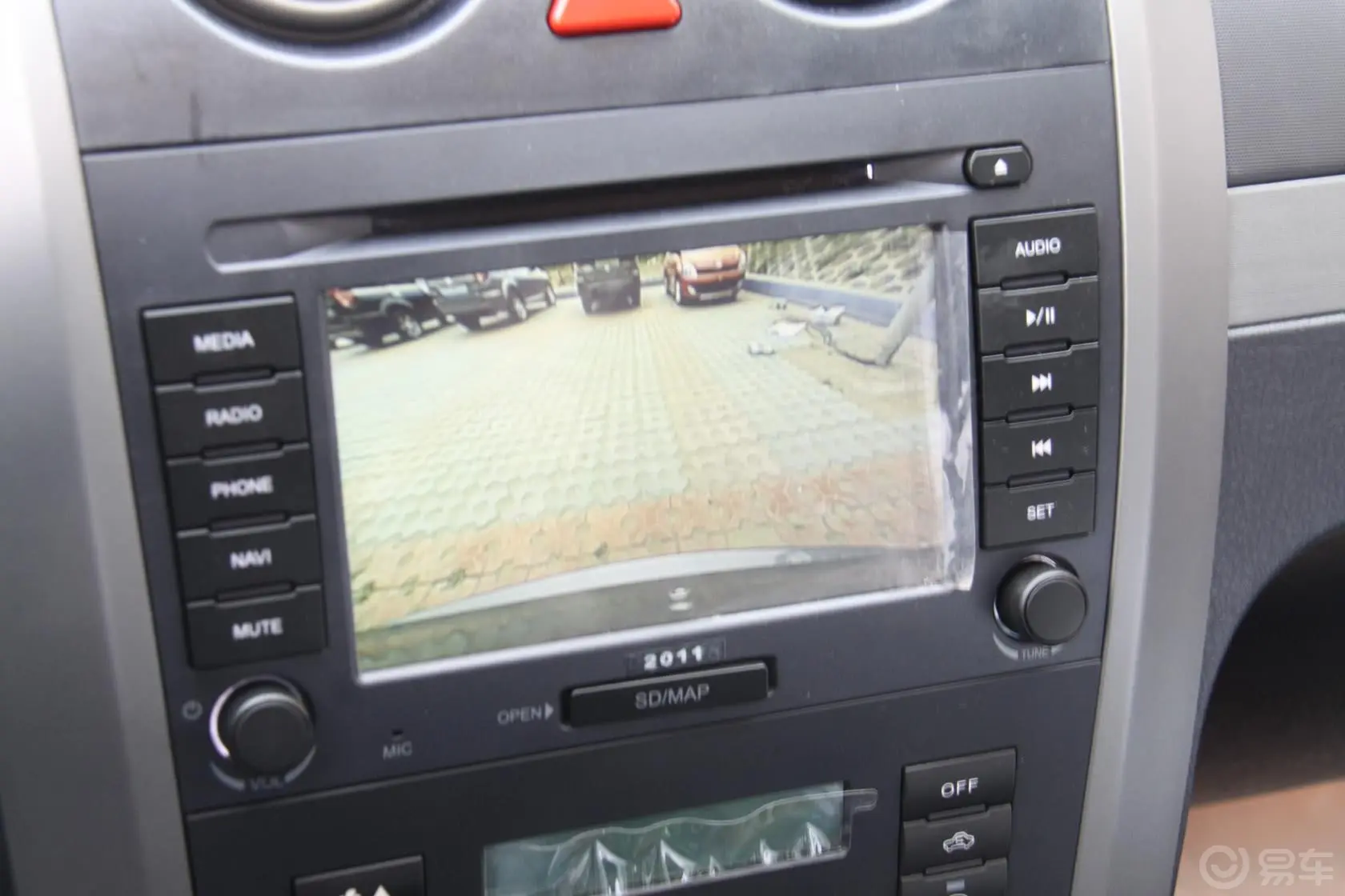 哈弗H5经典智尊版 2.4 四驱 超豪华差速版DVD 到车影像界面