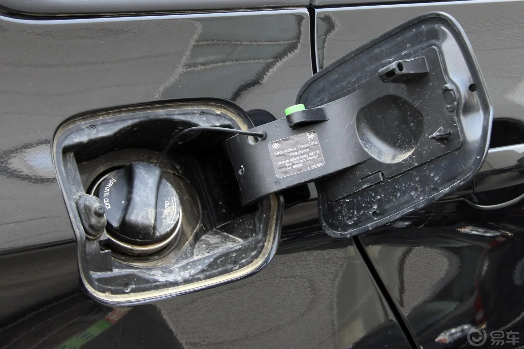 宝马X5(进口)xDrive35i  美规版油箱盖