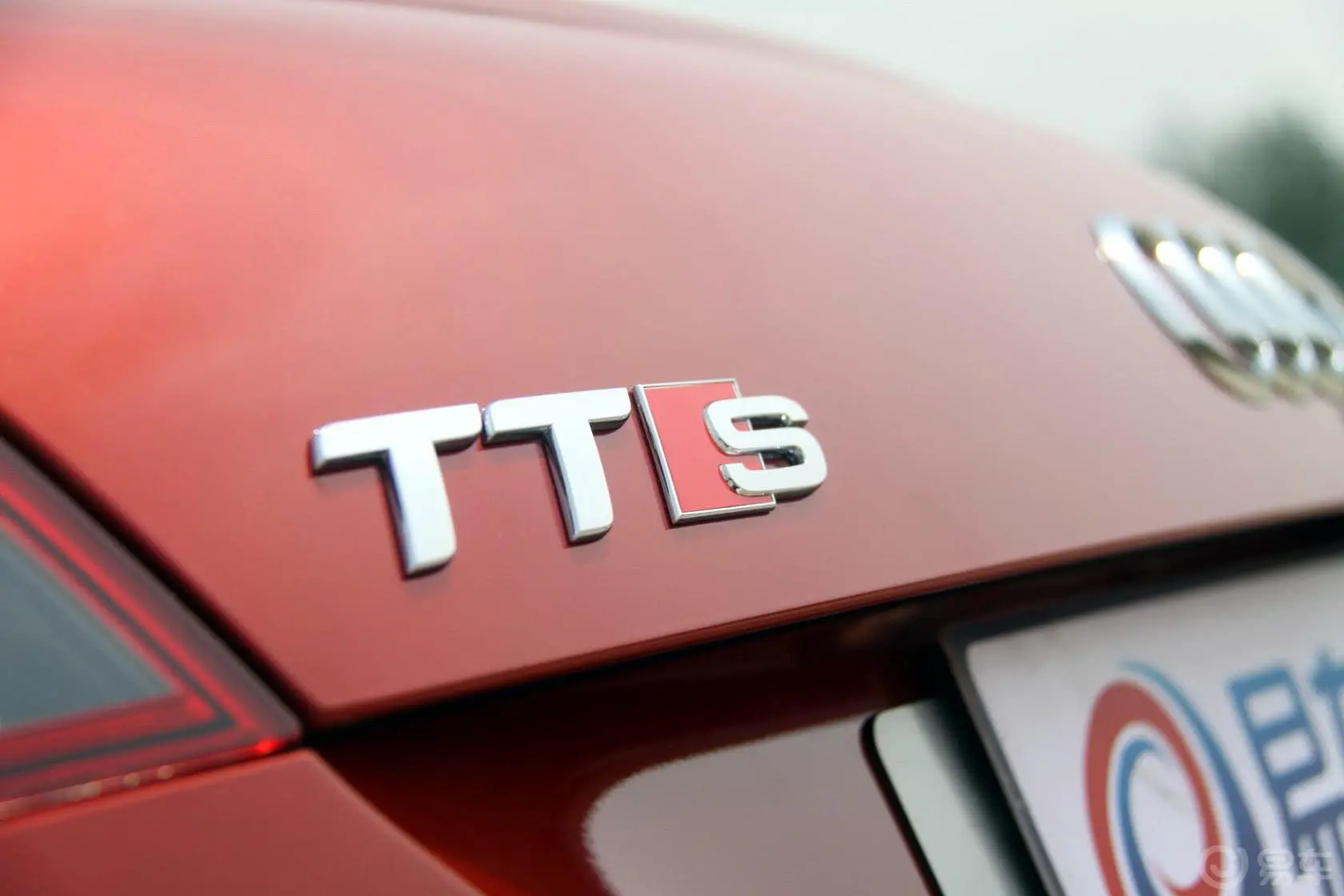 奥迪TTTTS Coupe 2.0 TFSI quattro S tronic尾标