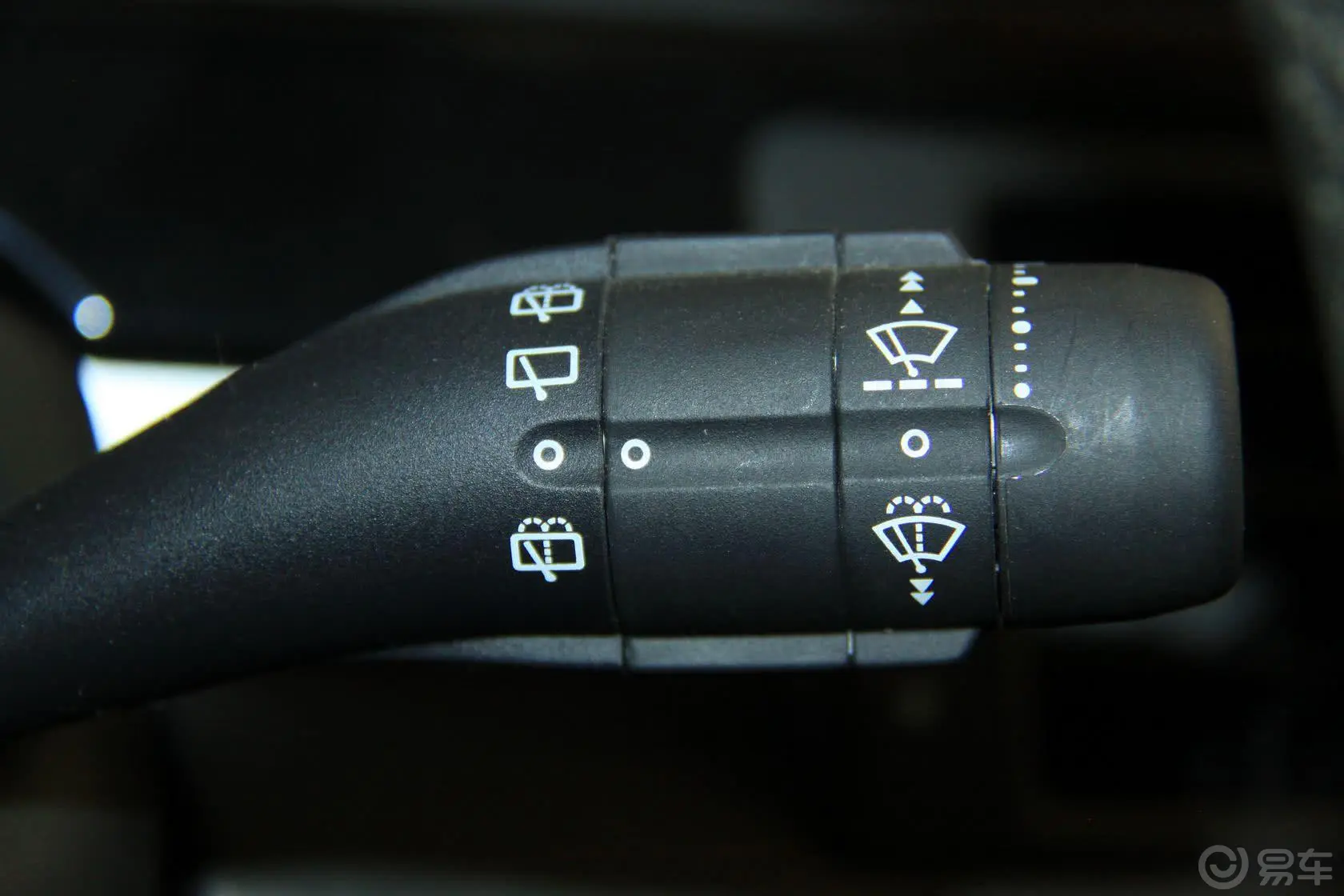 MG6掀背 1.8DVVT 世博版 手自一体雨刷器开关