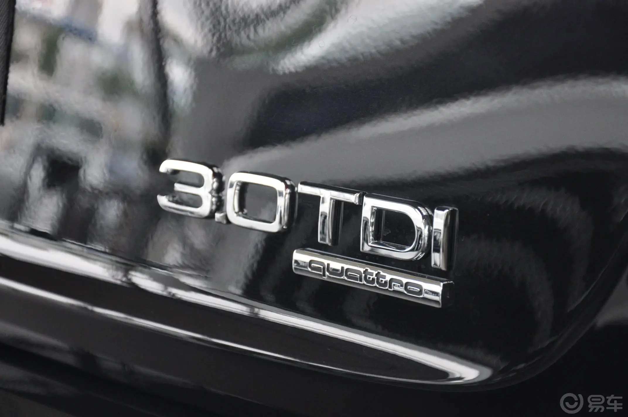 奥迪Q7TDI V6 3.0 柴油外观