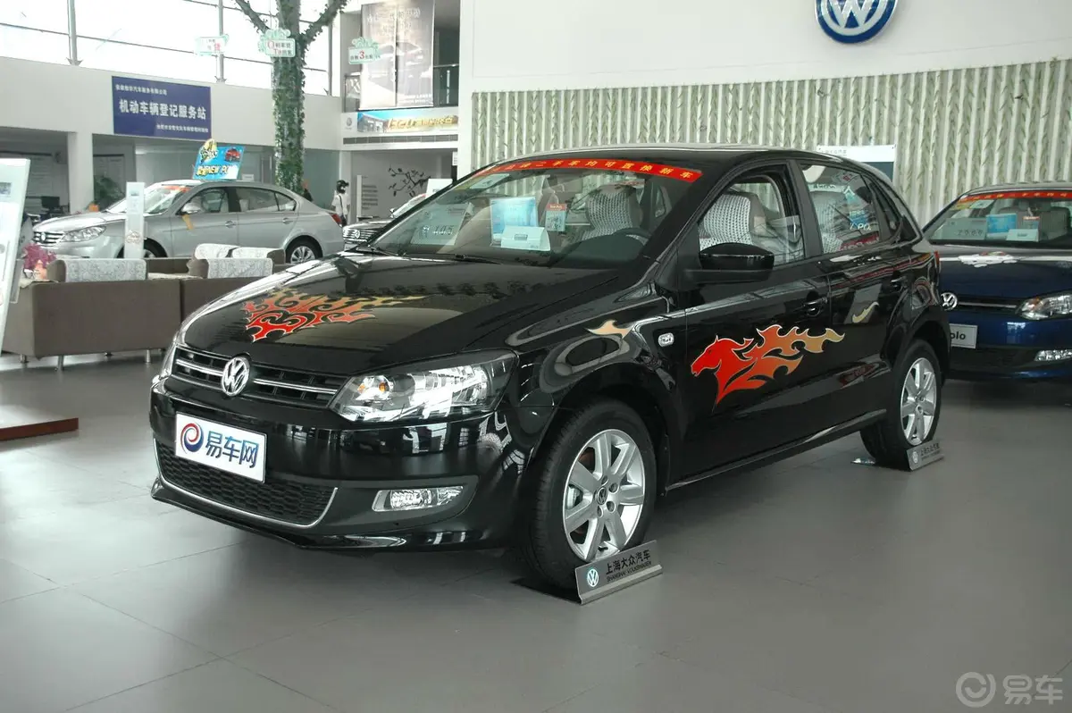 Polo1.6L 自动 致酷版外观