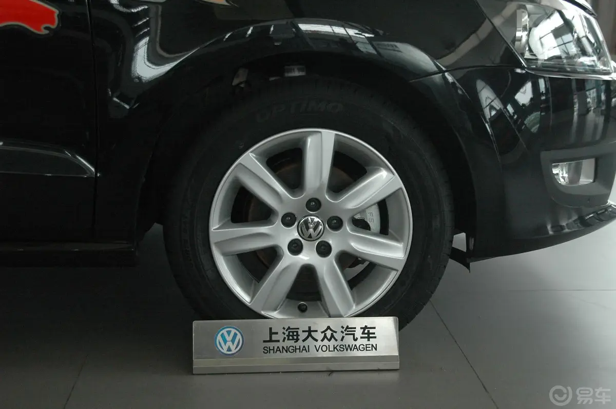 Polo1.6L 自动 致酷版外观