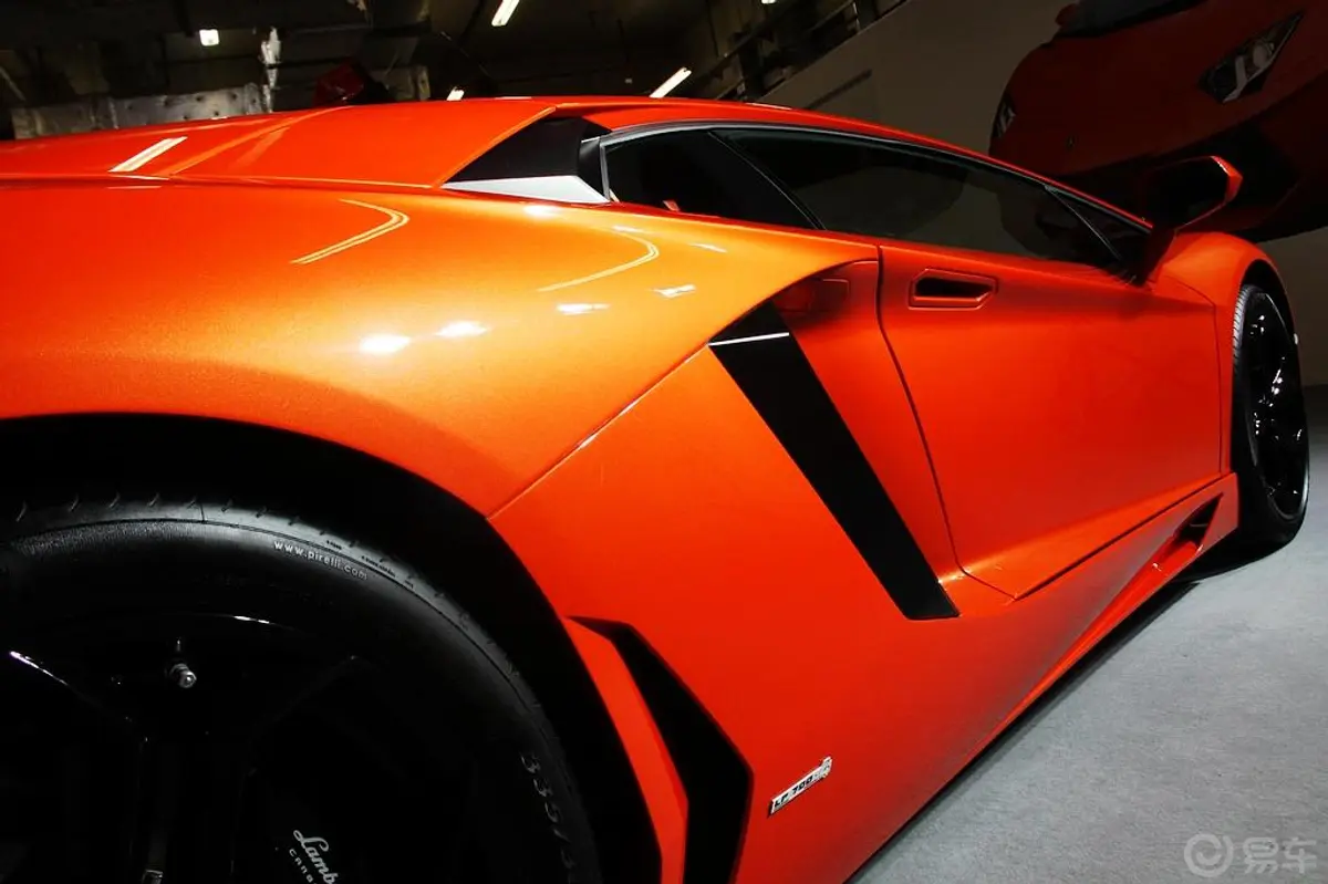 AventadorLP700-4外观