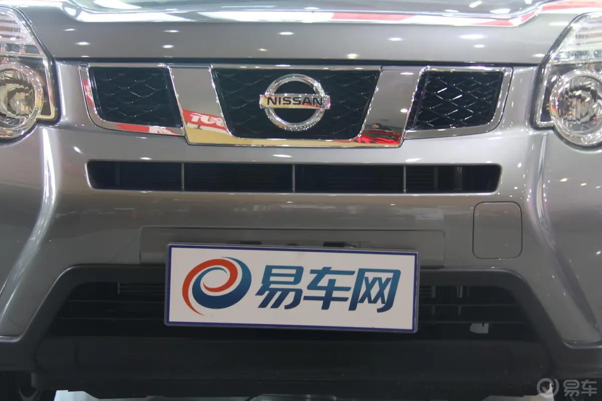 奇骏2.5L CVT 四驱 XL豪华版外观